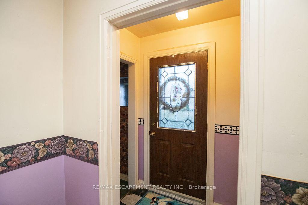 Photo 13 of 156 East 36th Street, Hamilton, Raleigh — HOMEH
