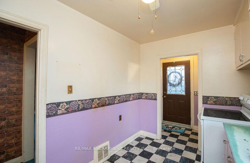Photo 14 of 156 East 36th Street, Hamilton, Raleigh — HOMEH