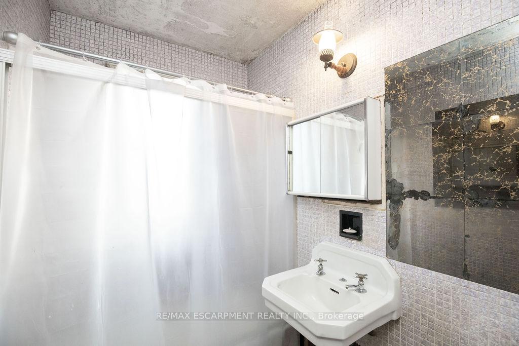 Photo 32 of 156 East 36th Street, Hamilton, Raleigh — HOMEH