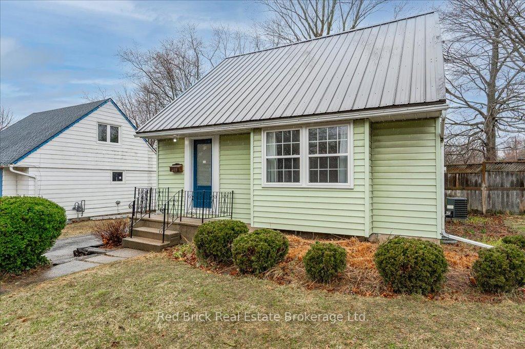 Photo 3 of 489 Paisley Road, Guelph, Junction/Onward Willow — HOMEH