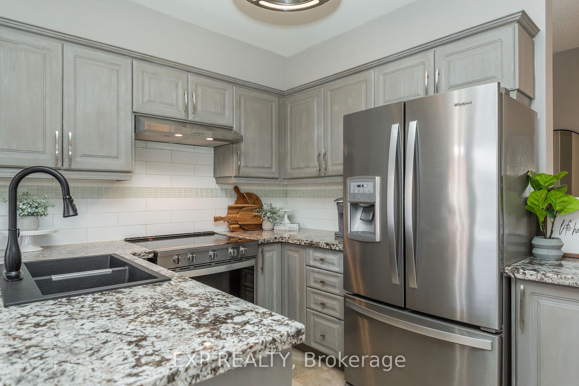 Photo 13 of 314 Country Lane, Barrie, Painswick South — HOMEH