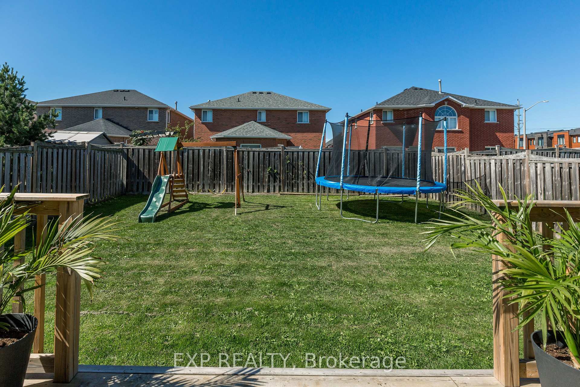 Photo 39 of 314 Country Lane, Barrie, Painswick South — HOMEH