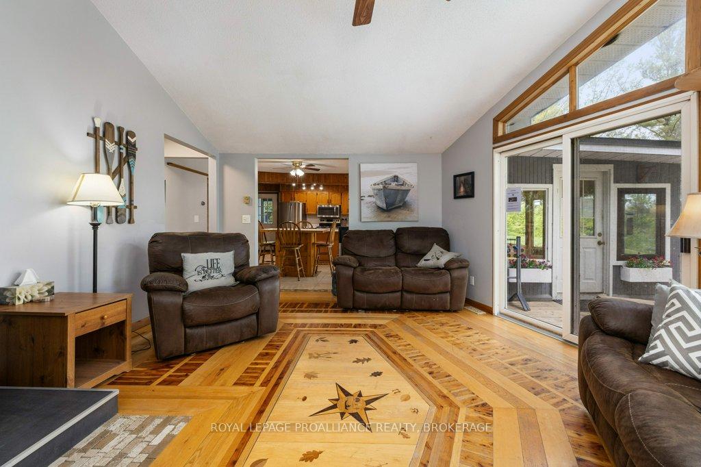 Photo 15 of 1535 Dwyer Lane, Frontenac, Frontenac Centre — HOMEH