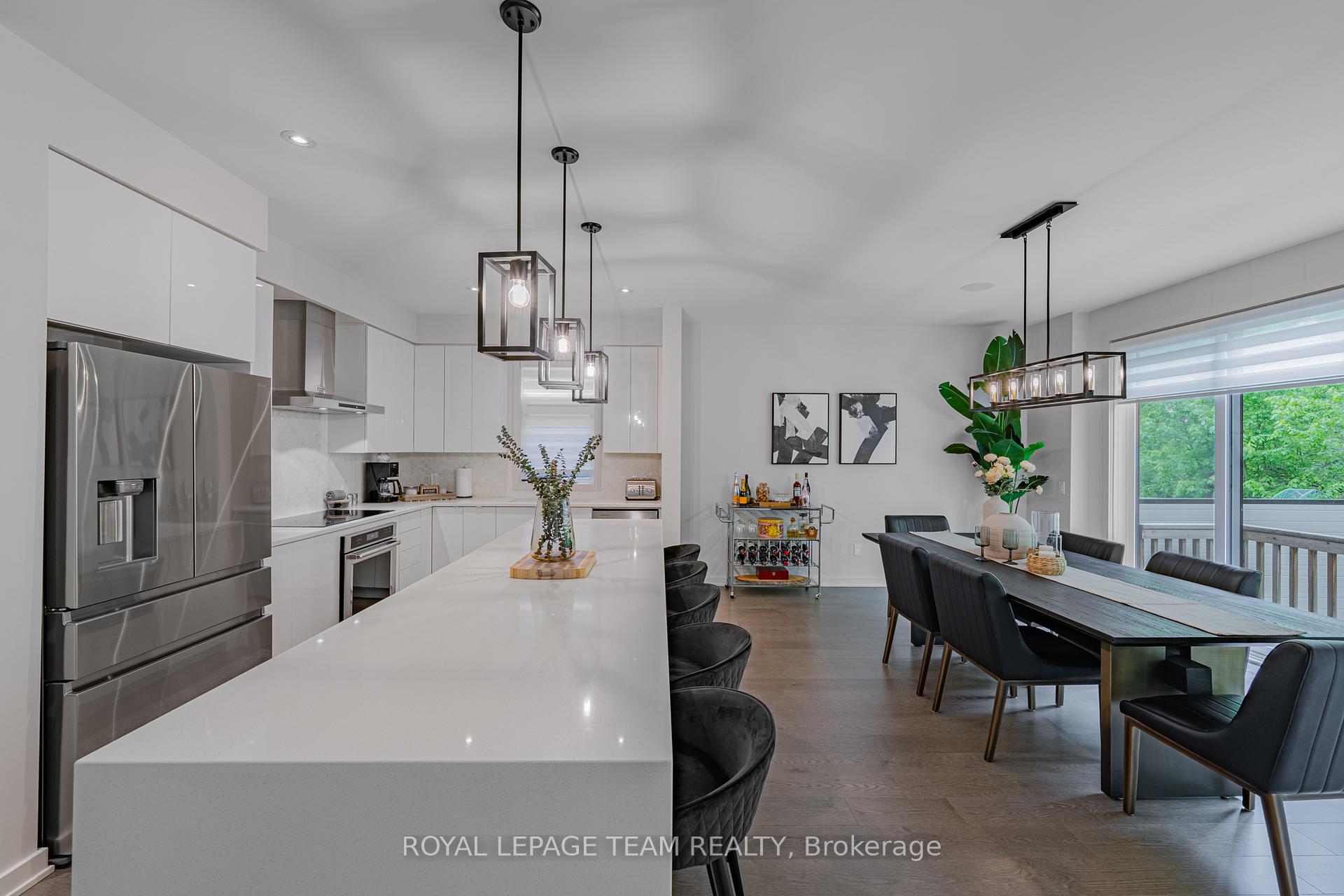 Photo 13 of 935 Atrium Ridge, Ottawa, Riverside South/Gloucester Glen — HOMEH
