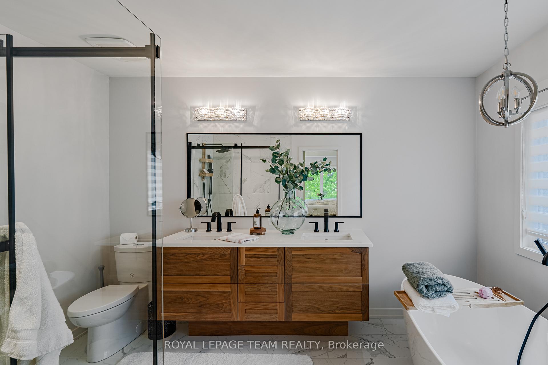 Photo 38 of 935 Atrium Ridge, Ottawa, Riverside South/Gloucester Glen — HOMEH