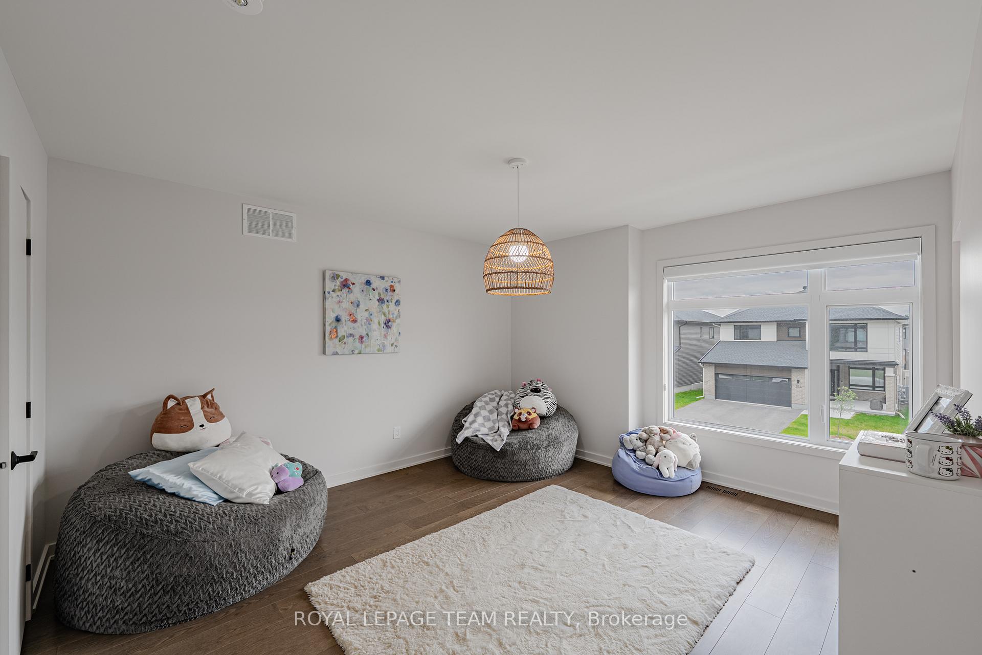 Photo 42 of 935 Atrium Ridge, Ottawa, Riverside South/Gloucester Glen — HOMEH