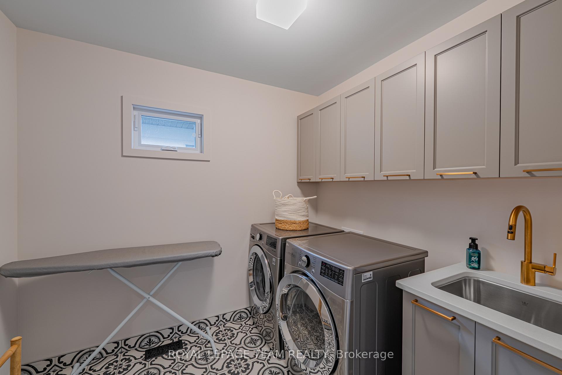 Photo 43 of 935 Atrium Ridge, Ottawa, Riverside South/Gloucester Glen — HOMEH