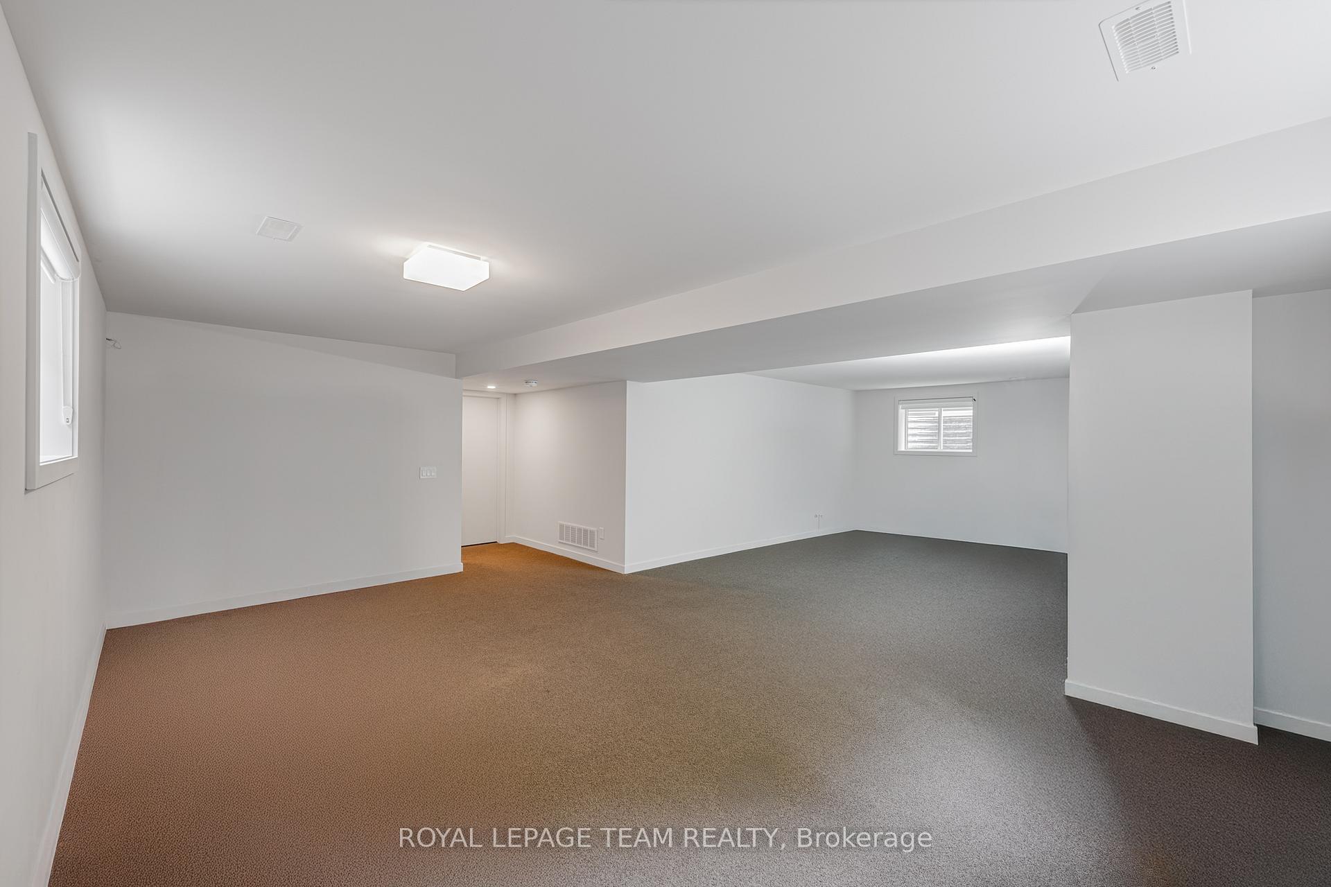 Photo 45 of 935 Atrium Ridge, Ottawa, Riverside South/Gloucester Glen — HOMEH