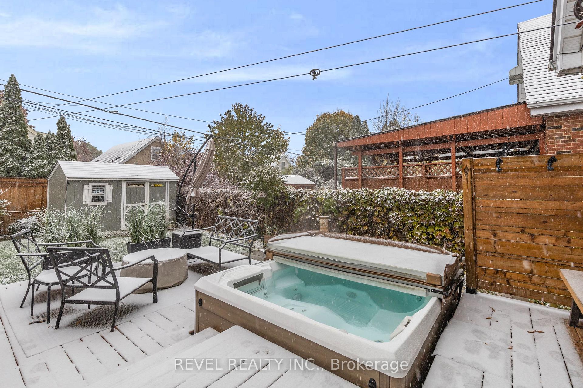 Photo 27 of 175 Wexford Avenue S, Hamilton, Delta — HOMEH