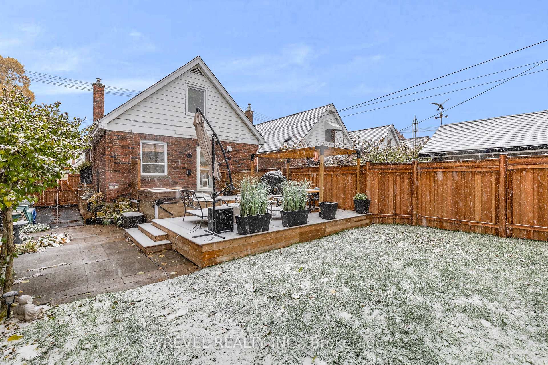 Photo 29 of 175 Wexford Avenue S, Hamilton, Delta — HOMEH