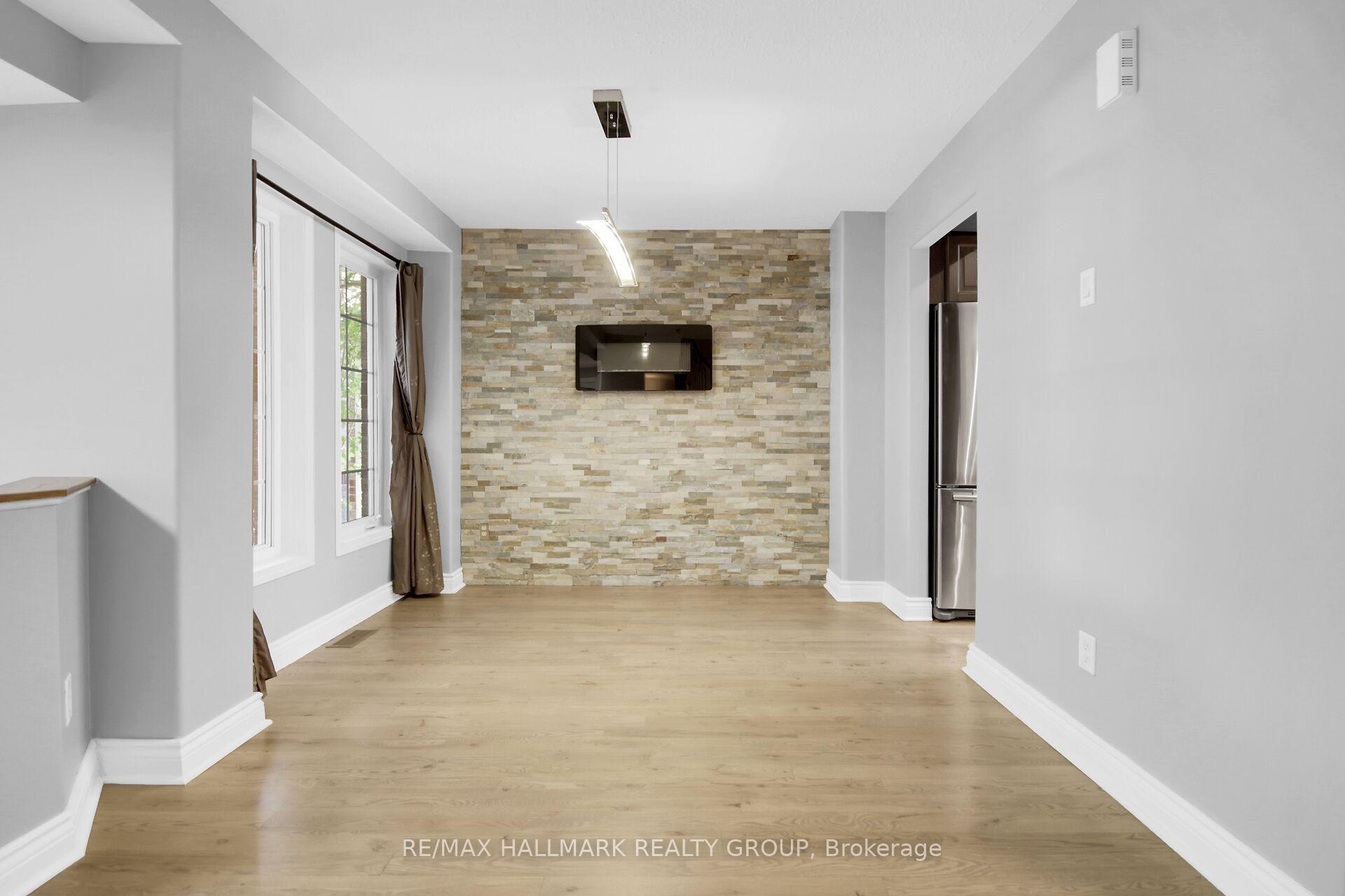 Photo 5 of 4 Saffron Court, Ottawa, Barrhaven - Longfields — HOMEH