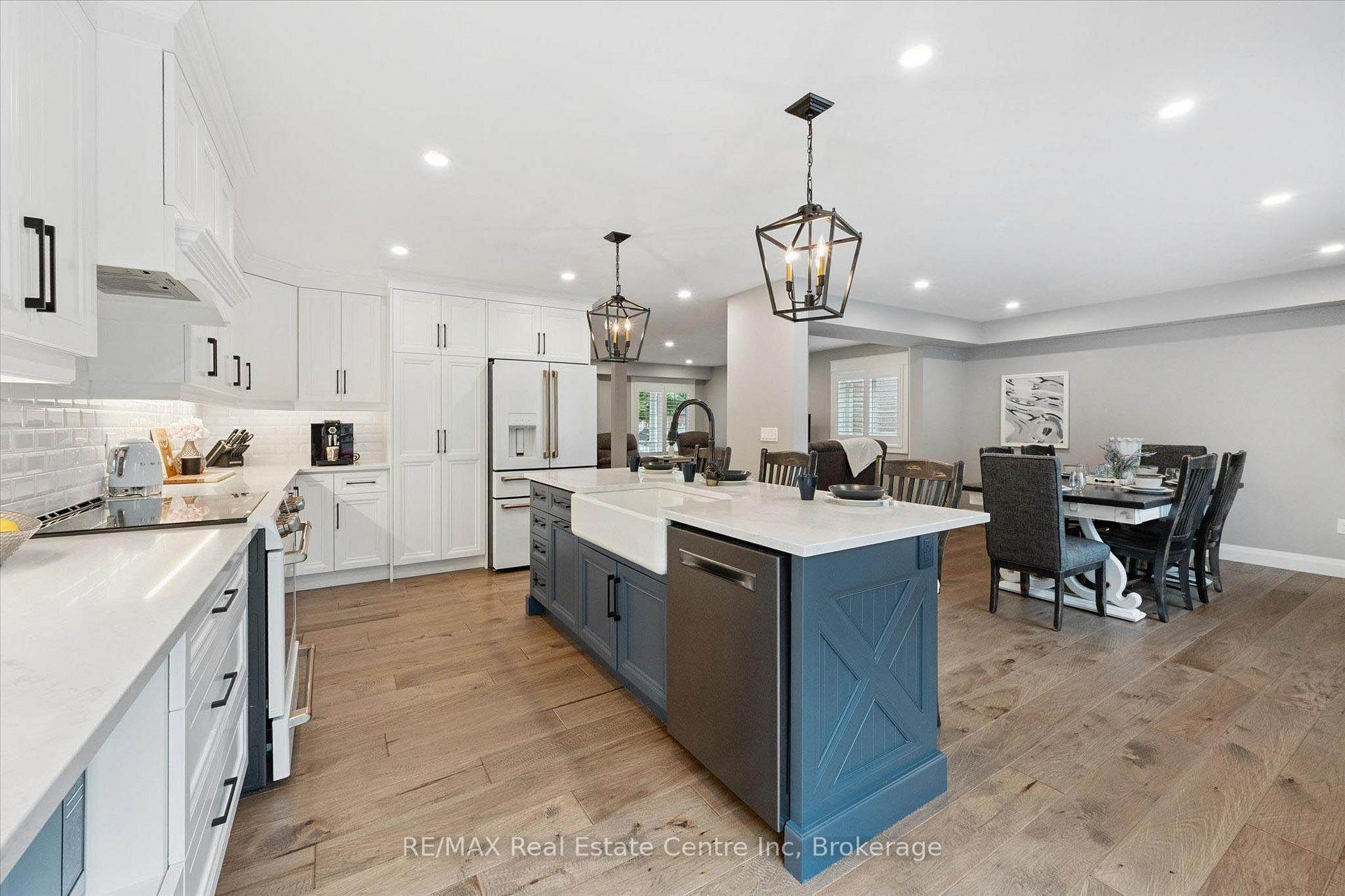 Photo 7 of 232 Farley Drive, Guelph, Pineridge/Westminster Woods — HOMEH