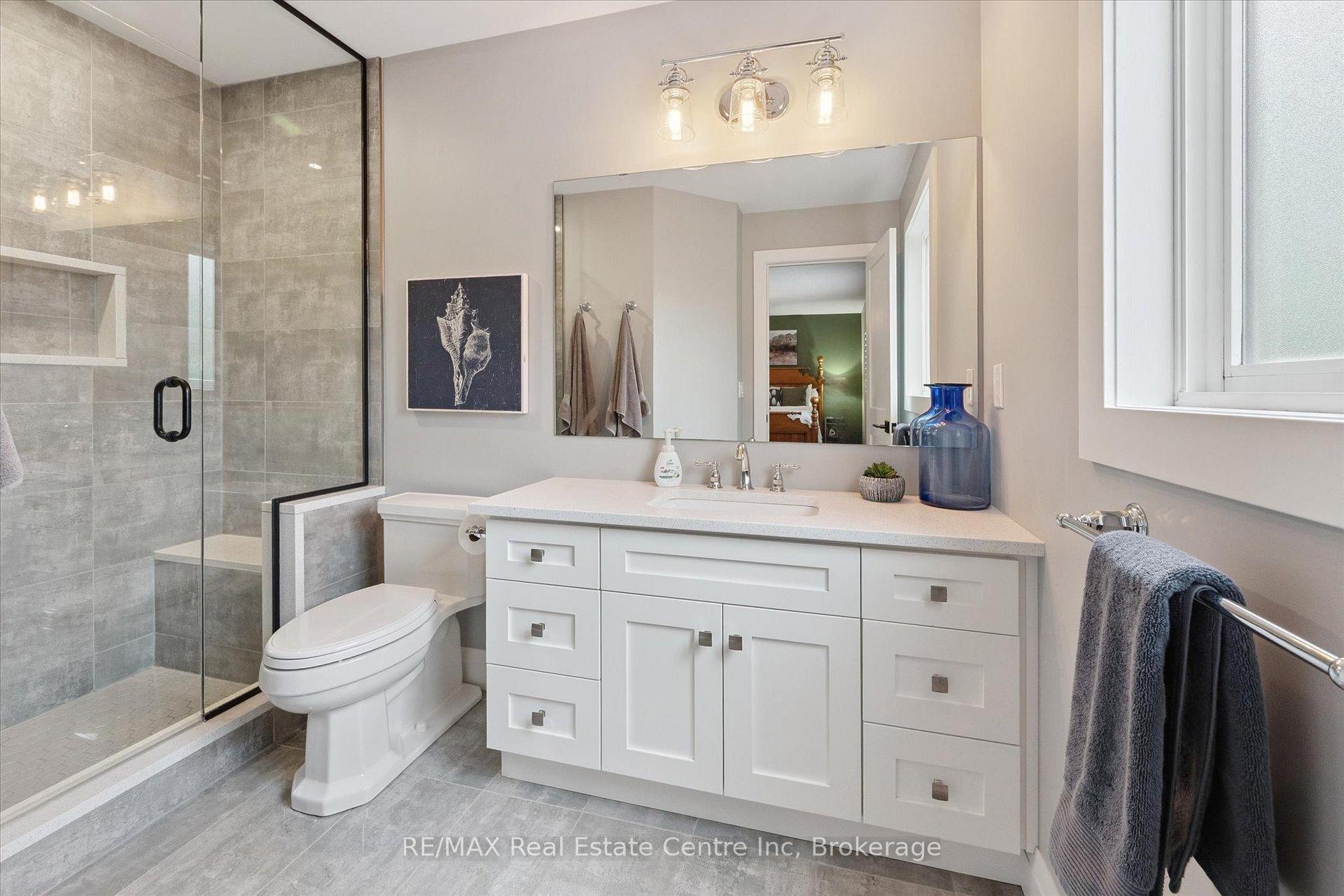 Photo 17 of 232 Farley Drive, Guelph, Pineridge/Westminster Woods — HOMEH