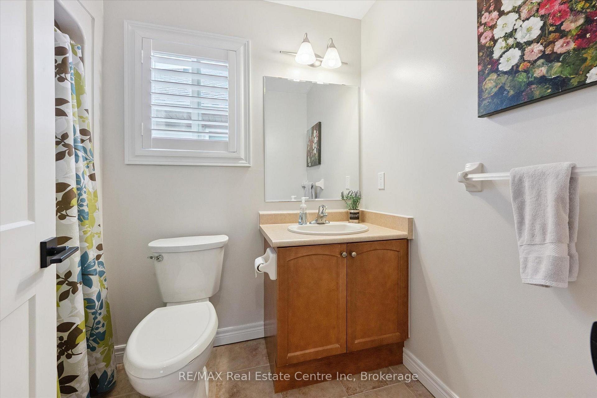 Photo 20 of 232 Farley Drive, Guelph, Pineridge/Westminster Woods — HOMEH