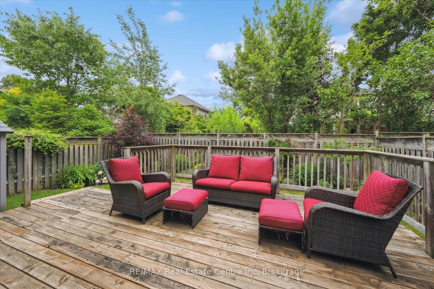 Photo 26 of 232 Farley Drive, Guelph, Pineridge/Westminster Woods — HOMEH