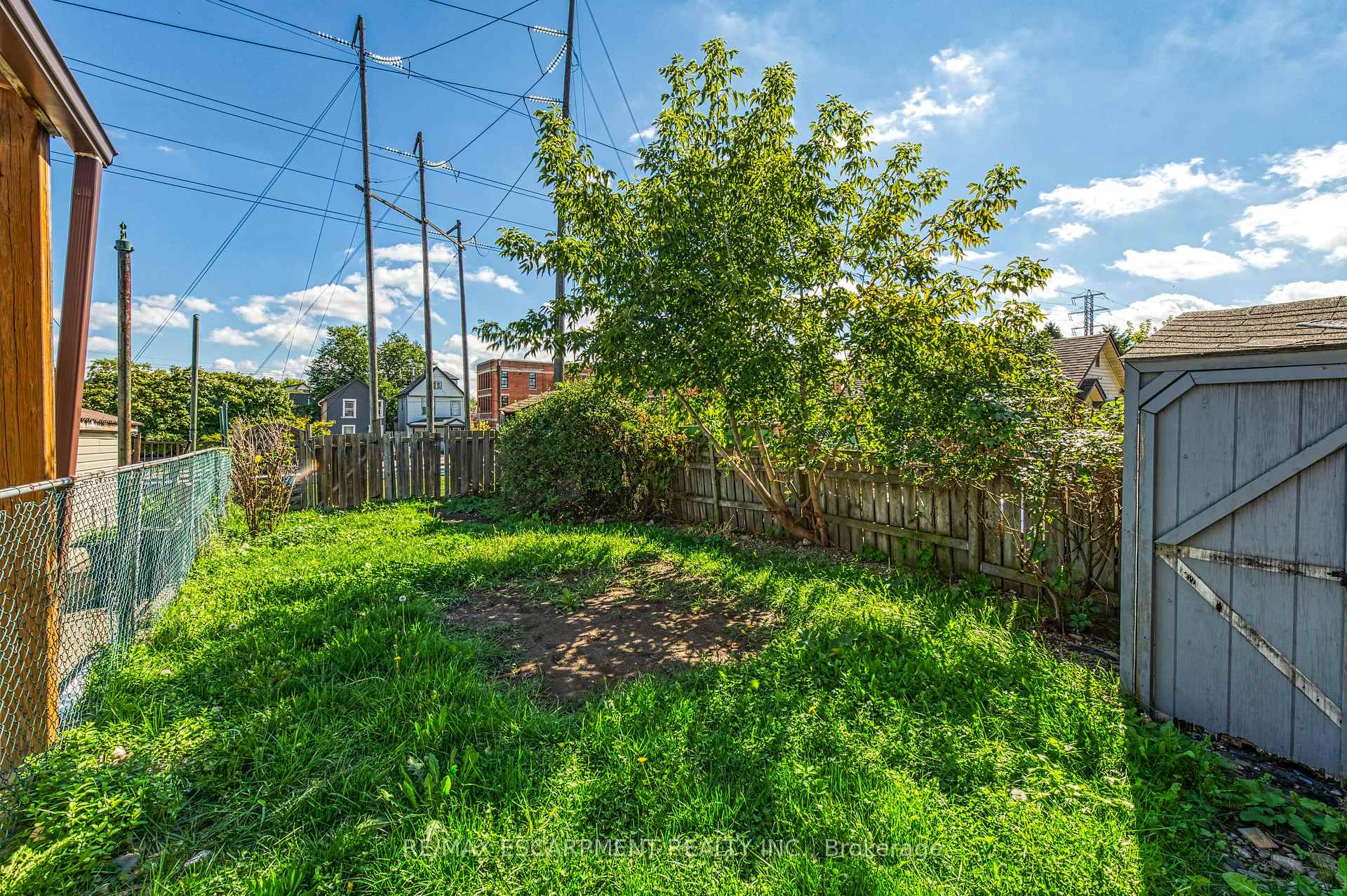 Photo 4 of 36 Fullerton Avenue, Hamilton, Gibson — HOMEH