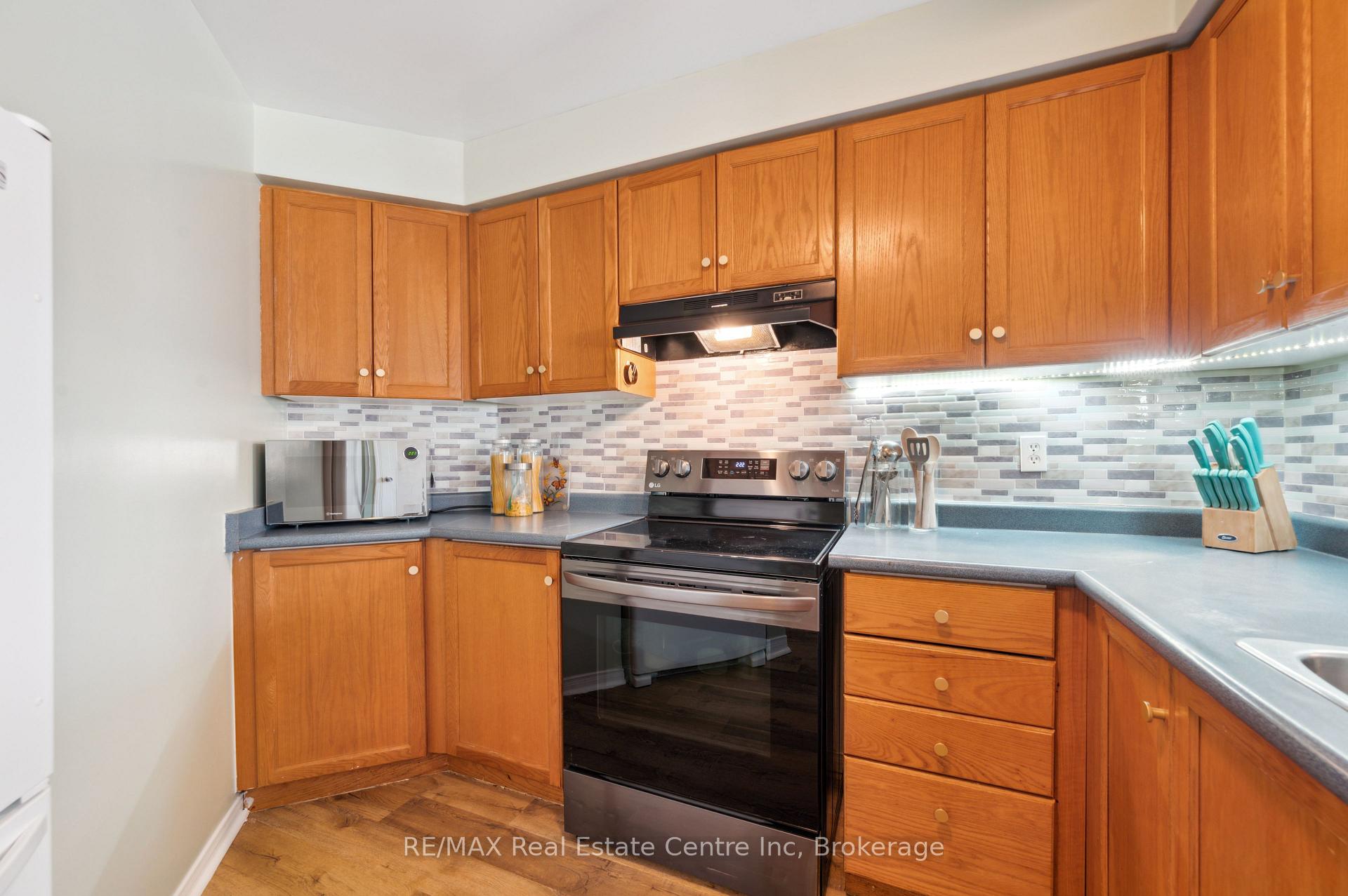 Photo 12 of 146 Lee Street, Guelph, Grange Road — HOMEH