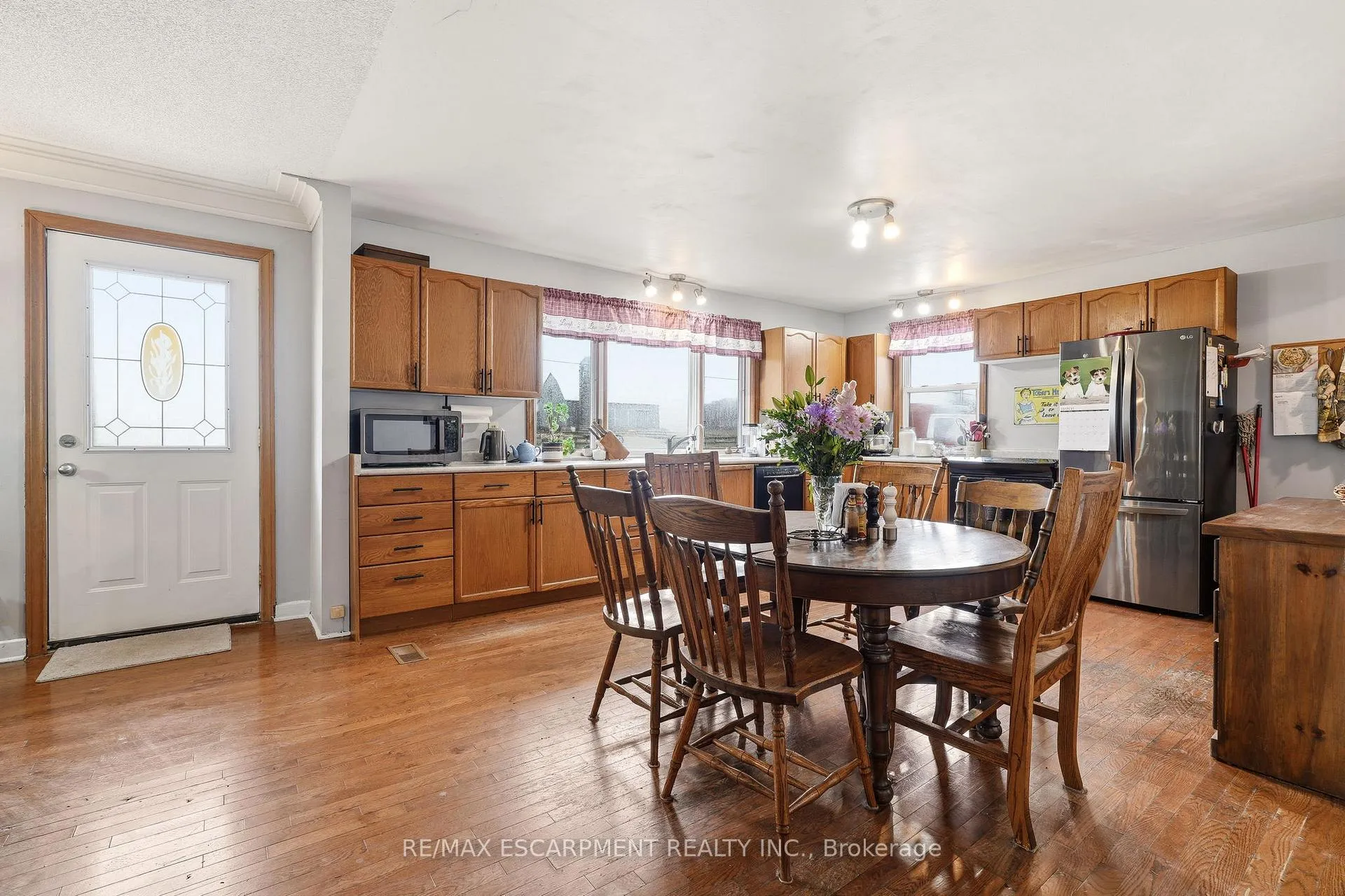Photo 7 of 1767 Centre Road, Hamilton, Rural Flamborough — HOMEH