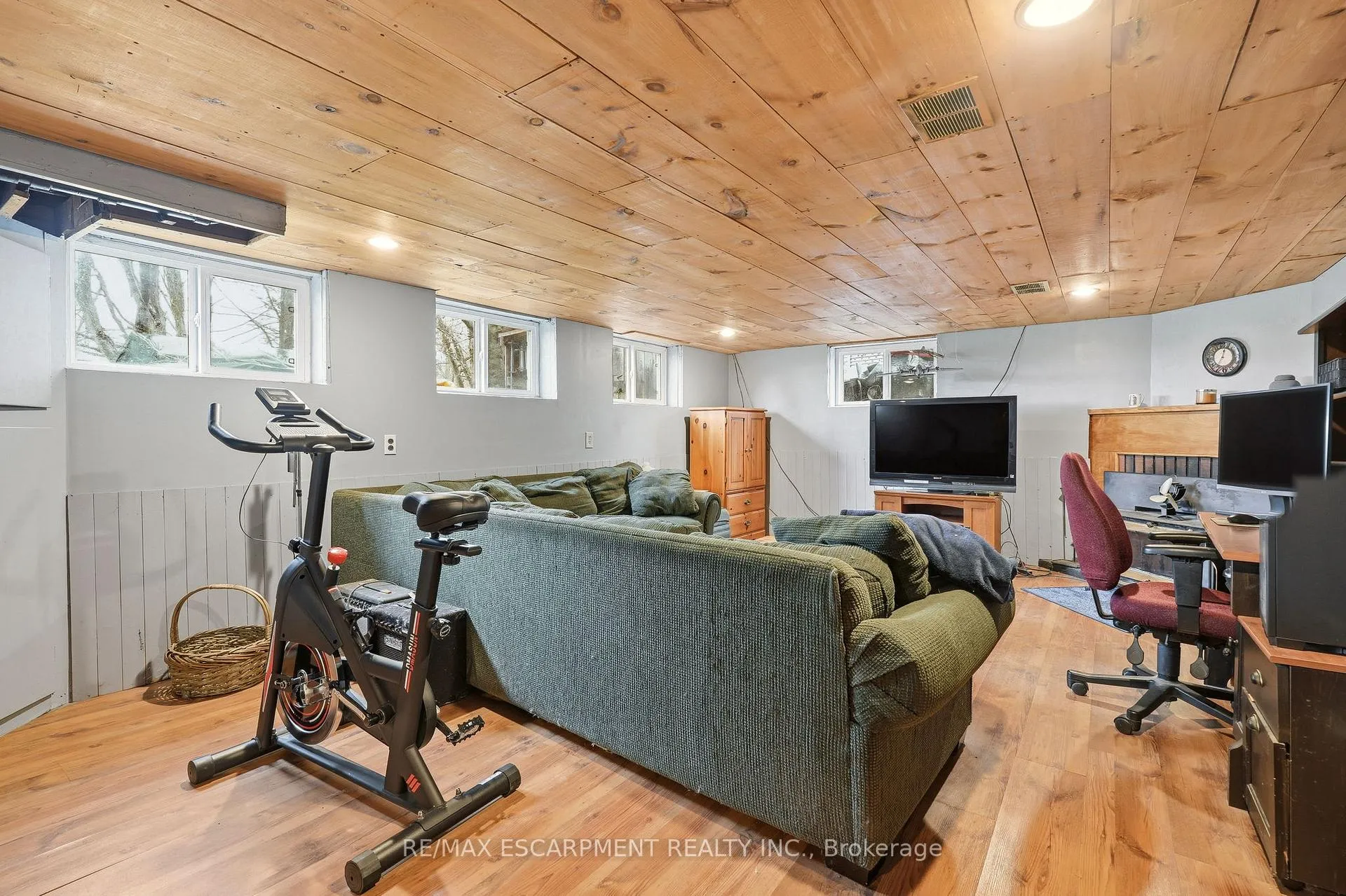 Photo 23 of 1767 Centre Road, Hamilton, Rural Flamborough — HOMEH