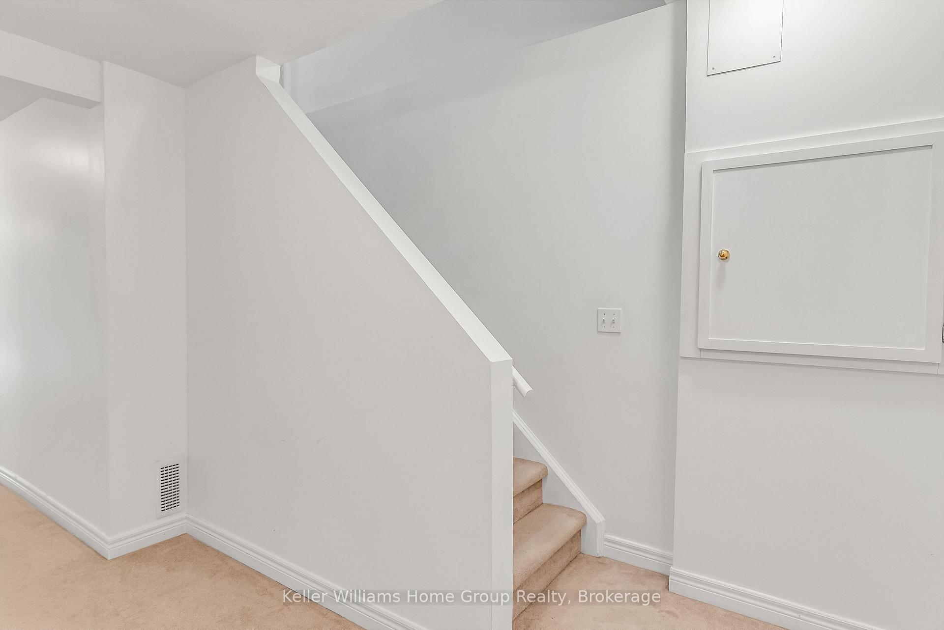 Photo 22 of 7 Evans Drive, Guelph, Pineridge/Westminster Woods — HOMEH
