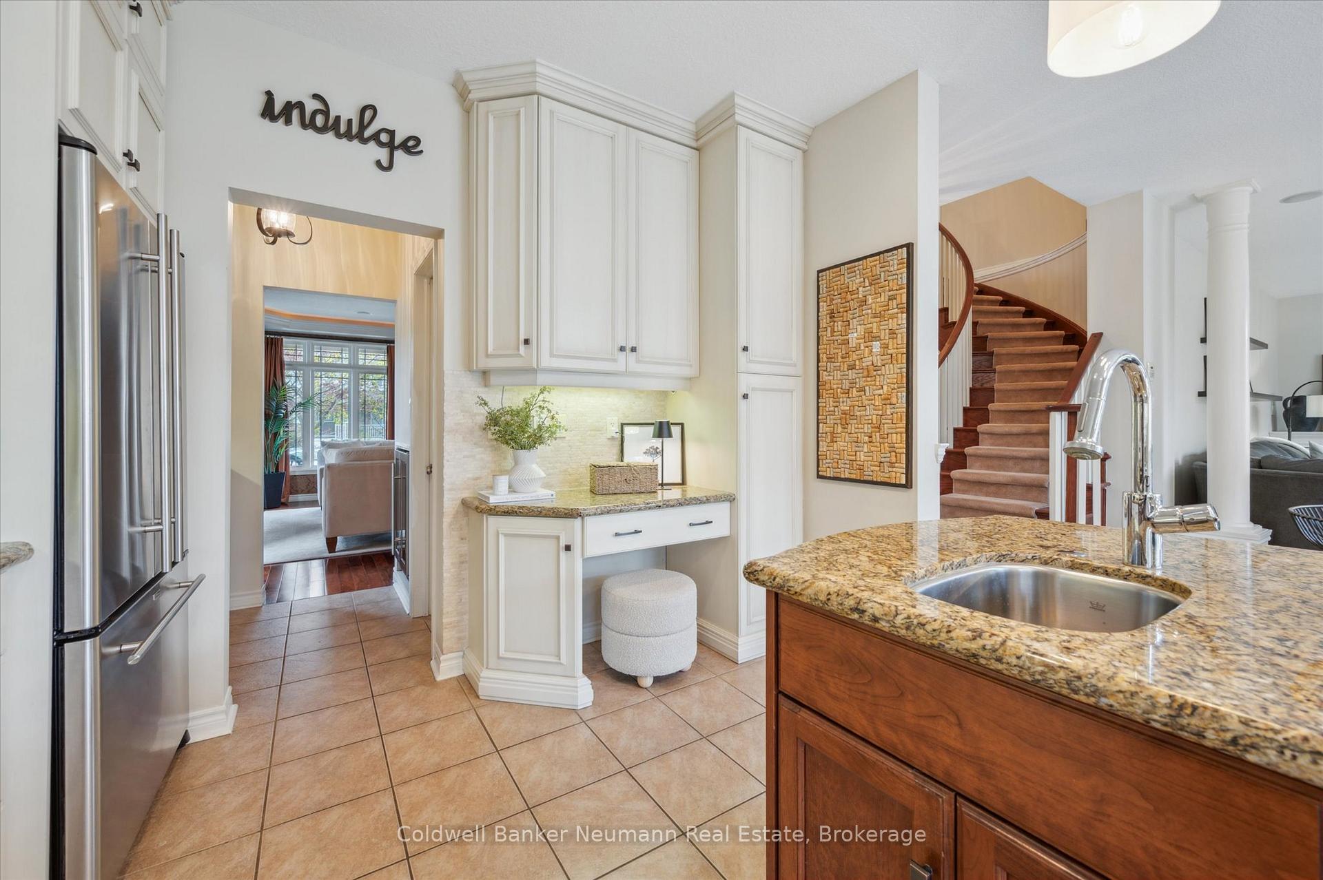 Photo 11 of 8 Ray Crescent, Guelph, Pineridge/Westminster Woods — HOMEH