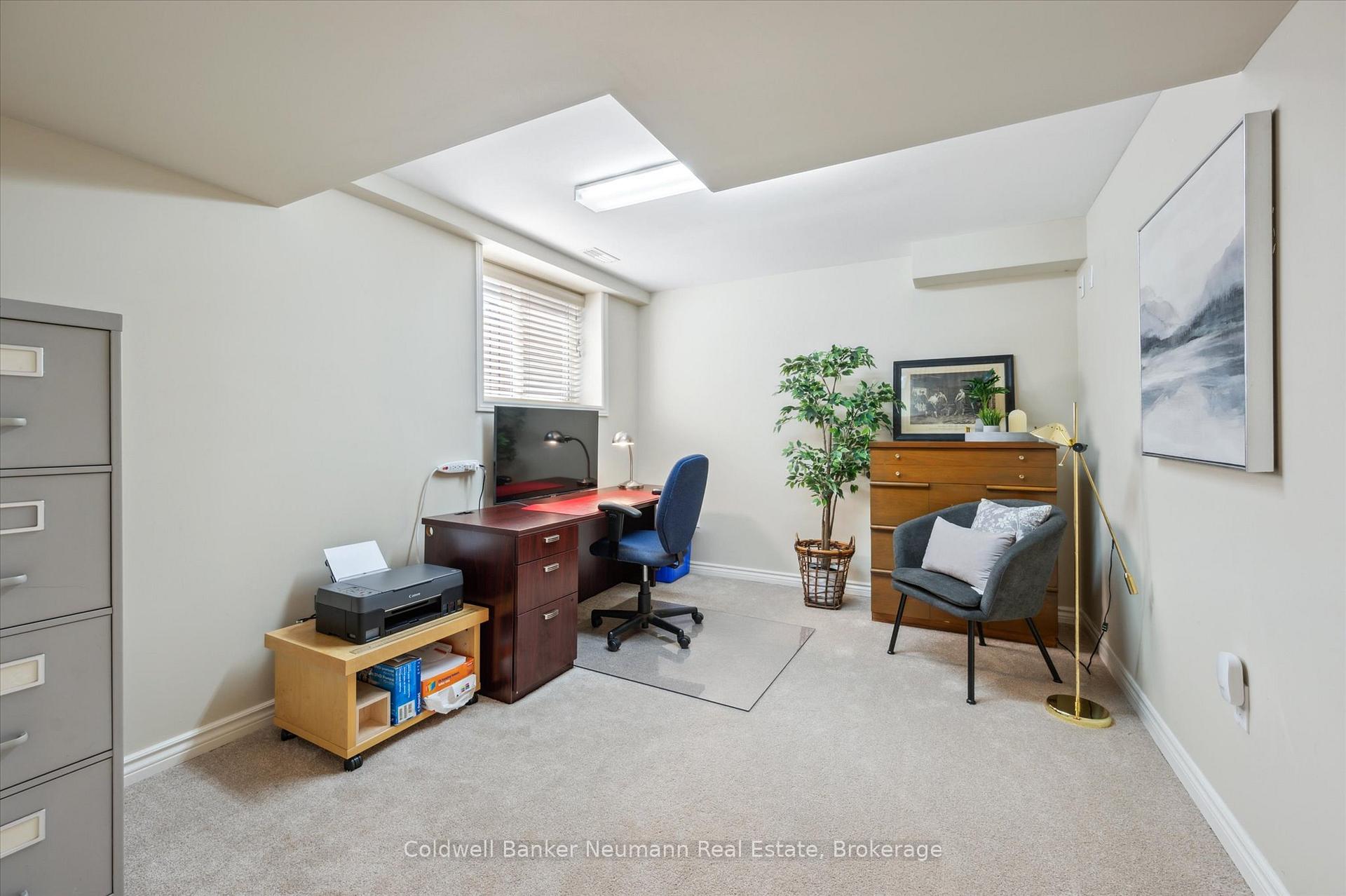 Photo 39 of 8 Ray Crescent, Guelph, Pineridge/Westminster Woods — HOMEH