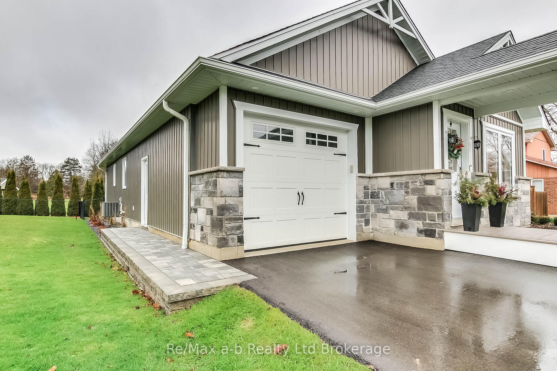 Front of 11485 Plank Road