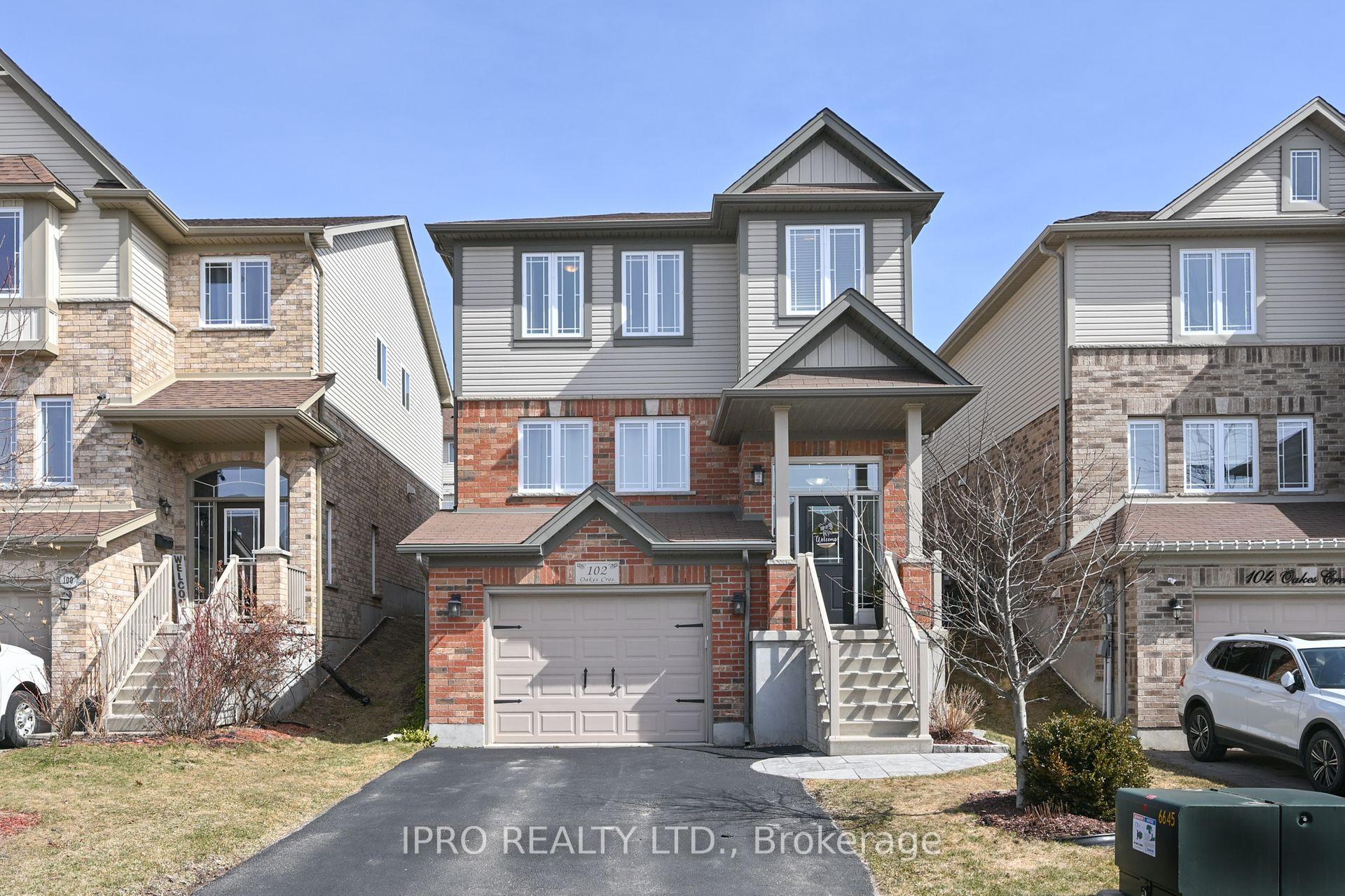 Front of 102 Oakes Crescent
