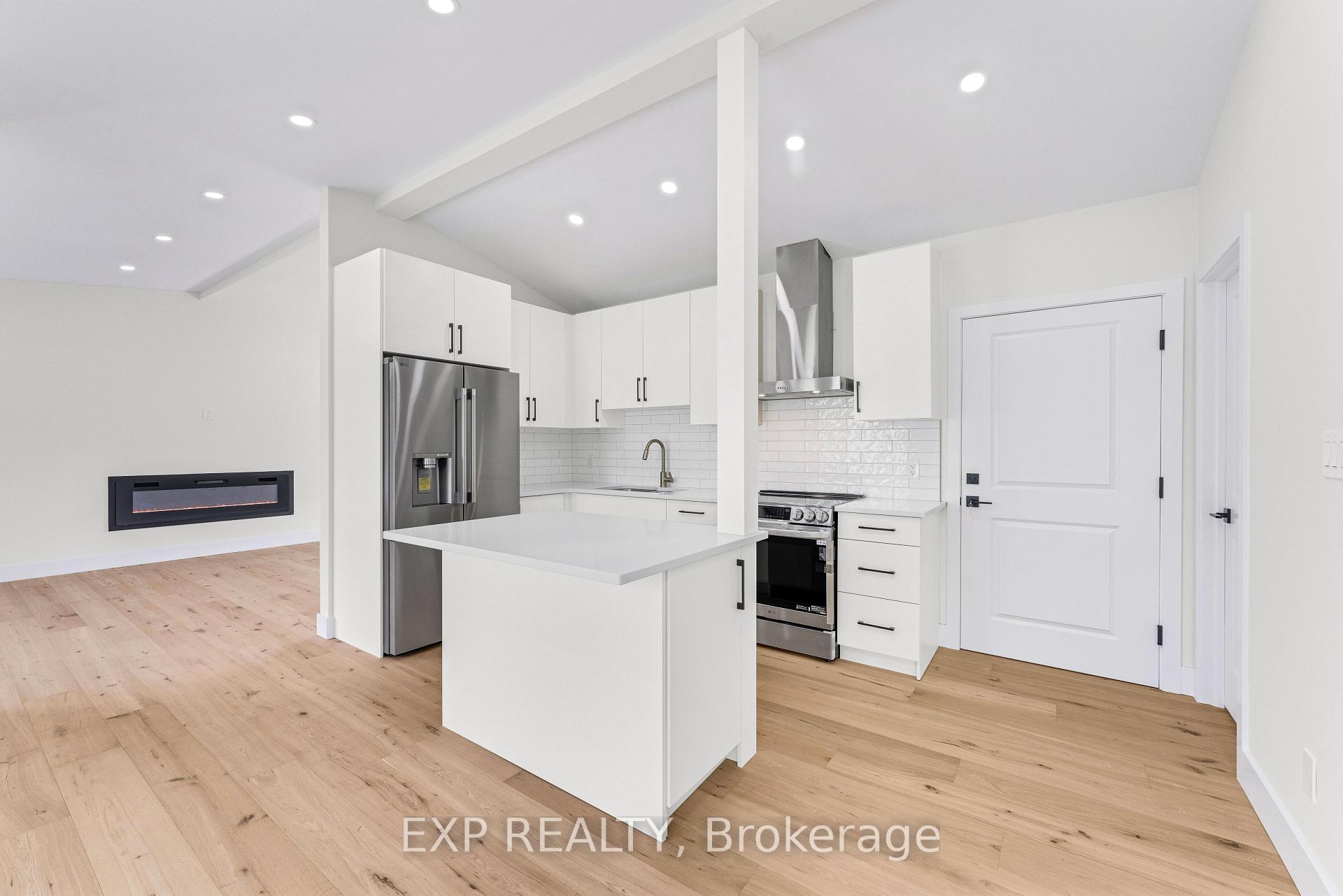 Photo 12 of 643 Hanlon Road, Guelph, Dovercliffe Park/Old University — HOMEH