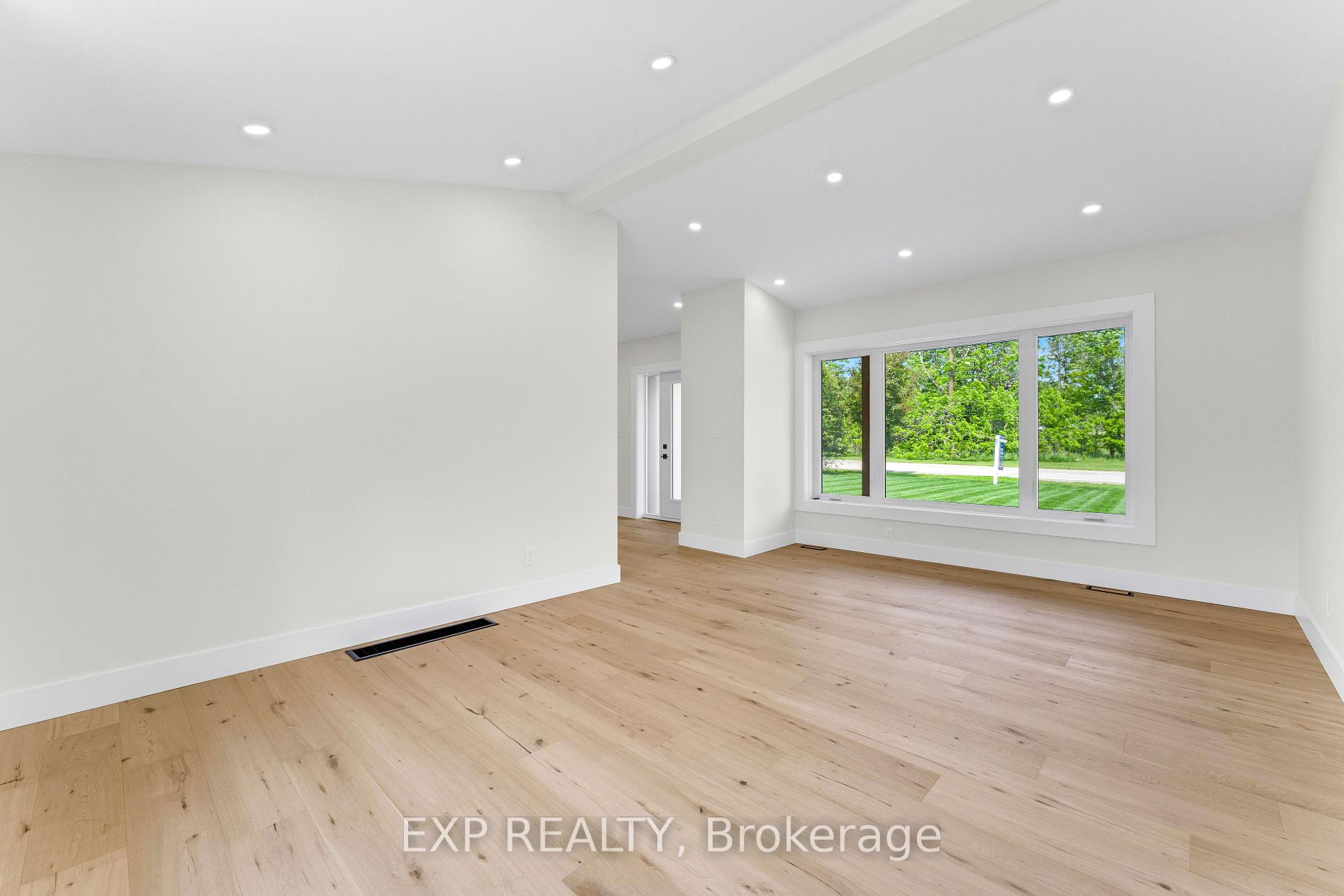 Photo 17 of 643 Hanlon Road, Guelph, Dovercliffe Park/Old University — HOMEH