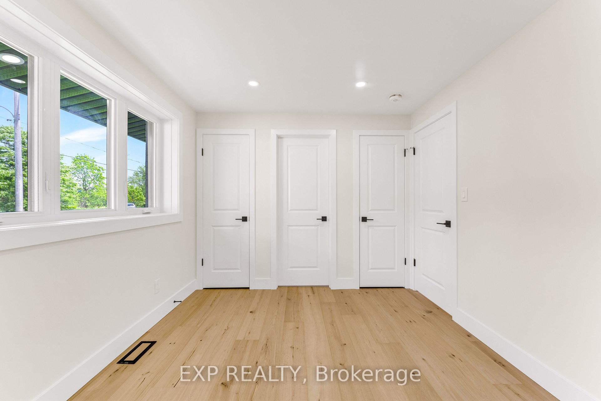 Photo 19 of 643 Hanlon Road, Guelph, Dovercliffe Park/Old University — HOMEH