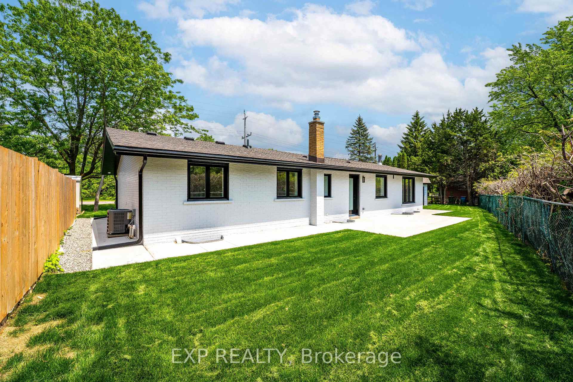 Photo 38 of 643 Hanlon Road, Guelph, Dovercliffe Park/Old University — HOMEH