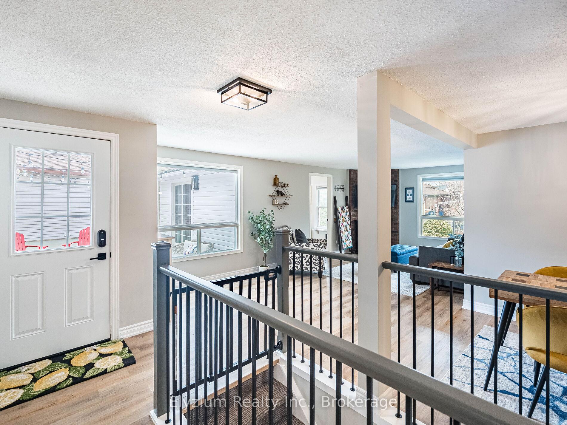 Photo 11 of 539 Kortright Road W, Guelph, Kortright West — HOMEH