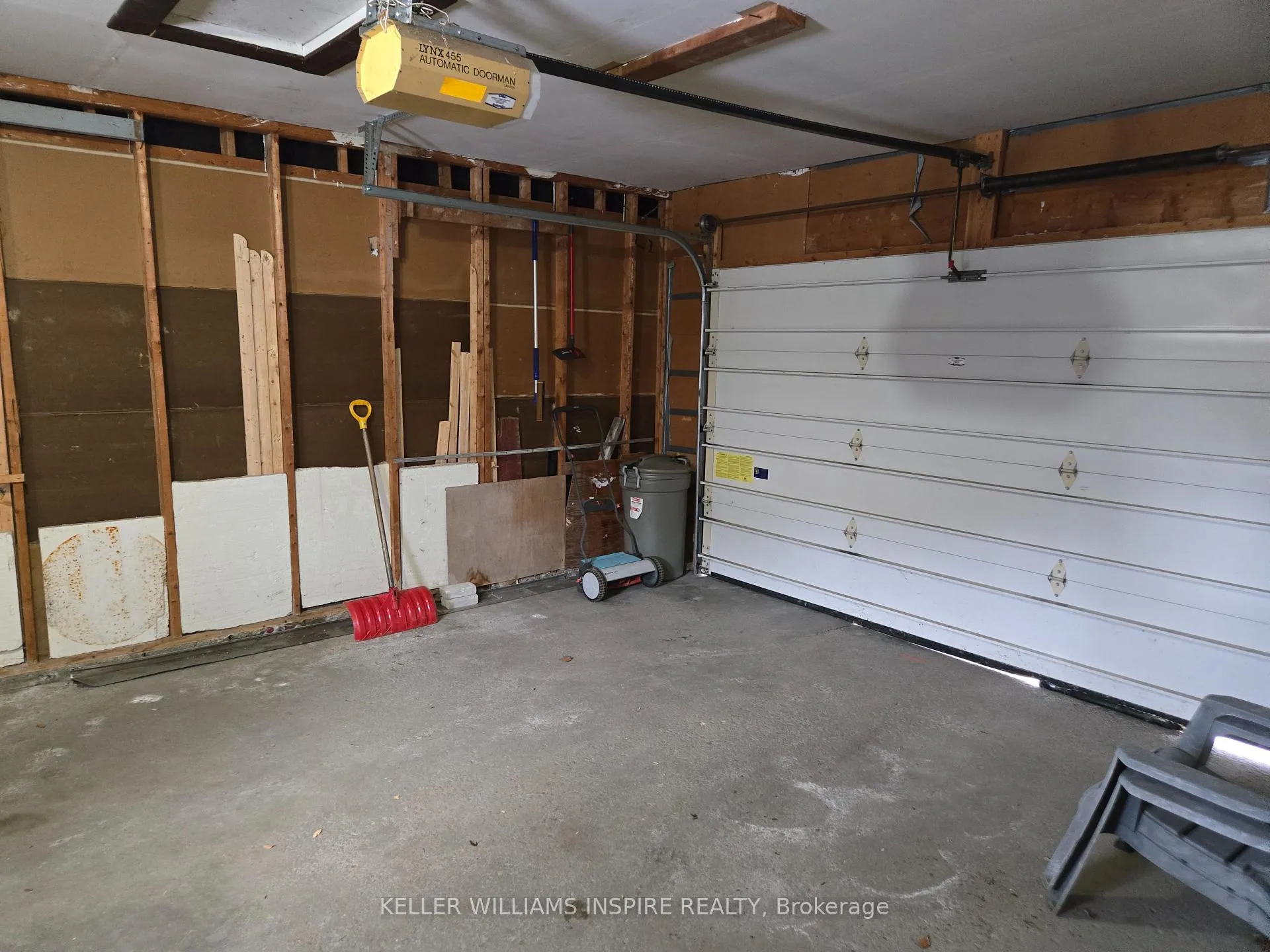 Photo 12 of 10 Flint Drive, Belleville, Belleville Ward — HOMEH