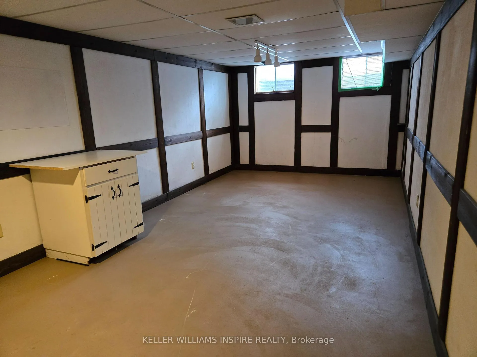 Photo 21 of 10 Flint Drive, Belleville, Belleville Ward — HOMEH