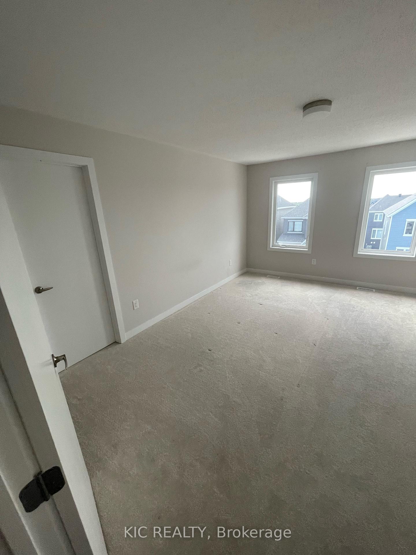 Photo 18 of 420 Appalachian Circle, Ottawa, Barrhaven - Half Moon Bay — HOMEH