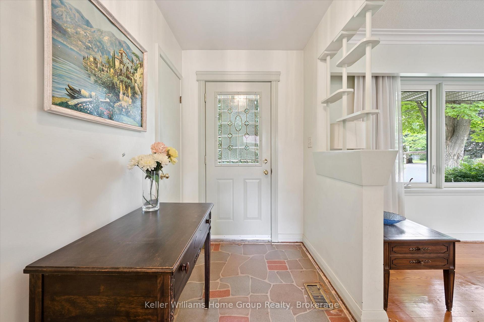 Photo 7 of 34 Hales Crescent, Guelph, Dovercliffe Park/Old University — HOMEH