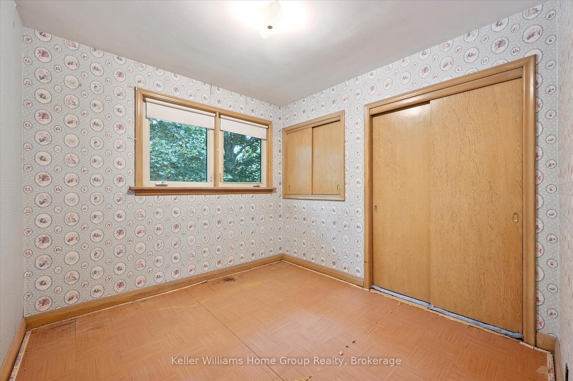 Photo 17 of 34 Hales Crescent, Guelph, Dovercliffe Park/Old University — HOMEH