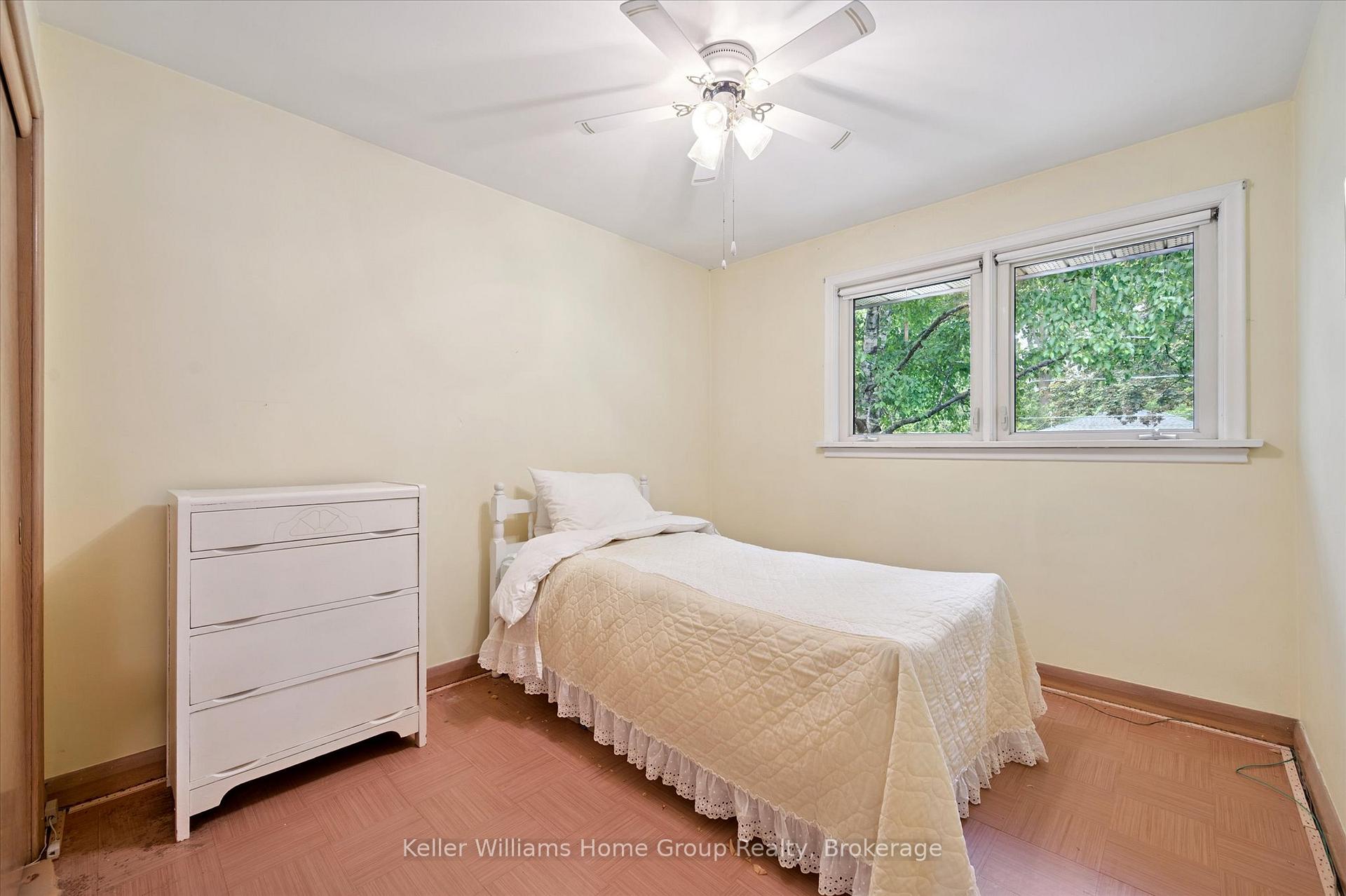 Photo 21 of 34 Hales Crescent, Guelph, Dovercliffe Park/Old University — HOMEH
