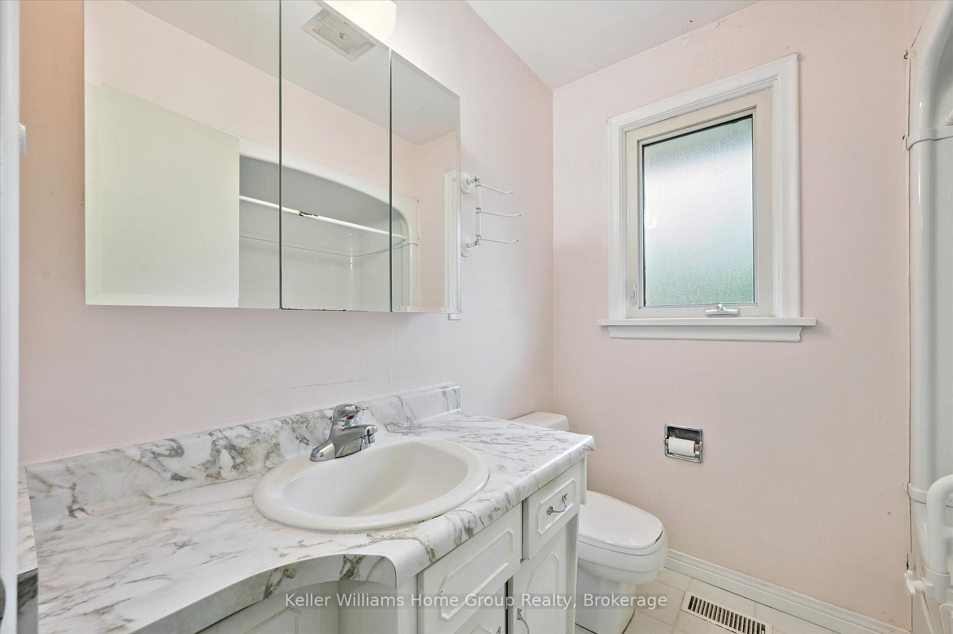 Photo 23 of 34 Hales Crescent, Guelph, Dovercliffe Park/Old University — HOMEH