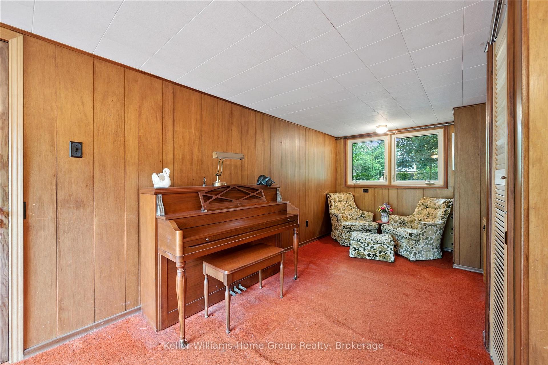 Photo 26 of 34 Hales Crescent, Guelph, Dovercliffe Park/Old University — HOMEH