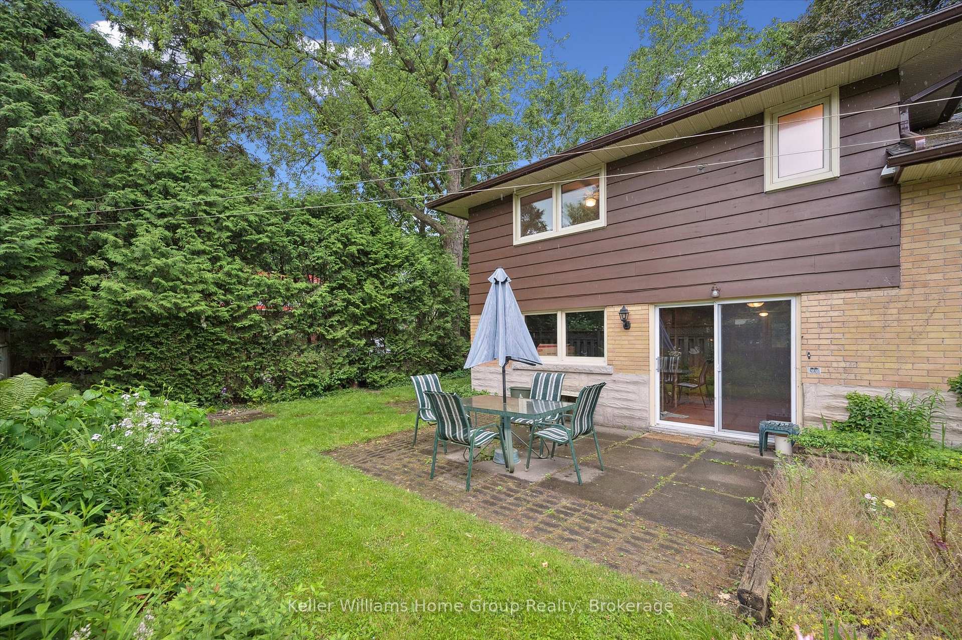Photo 30 of 34 Hales Crescent, Guelph, Dovercliffe Park/Old University — HOMEH