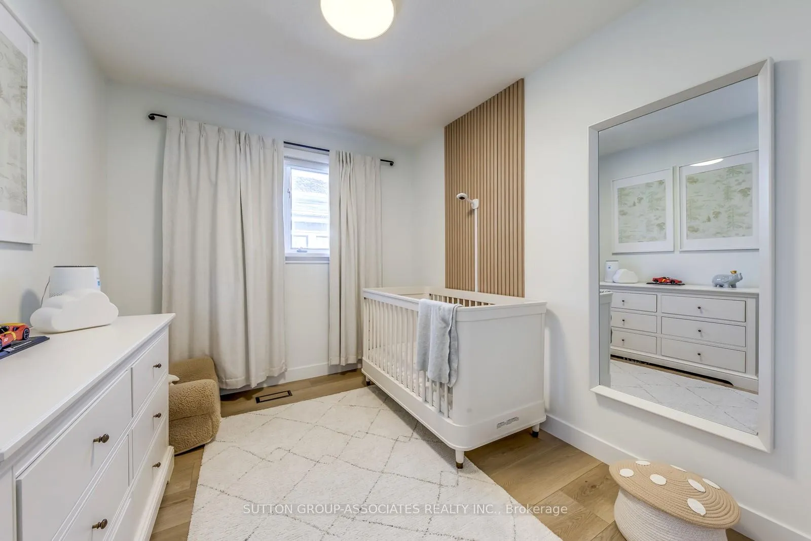 Photo 13 of 1 Laurentide Avenue, Aurora, Aurora Heights — HOMEH