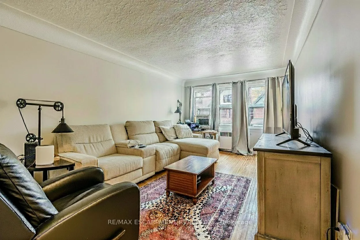 Photo 12 of 172 Markland Street, Hamilton, Durand — HOMEH