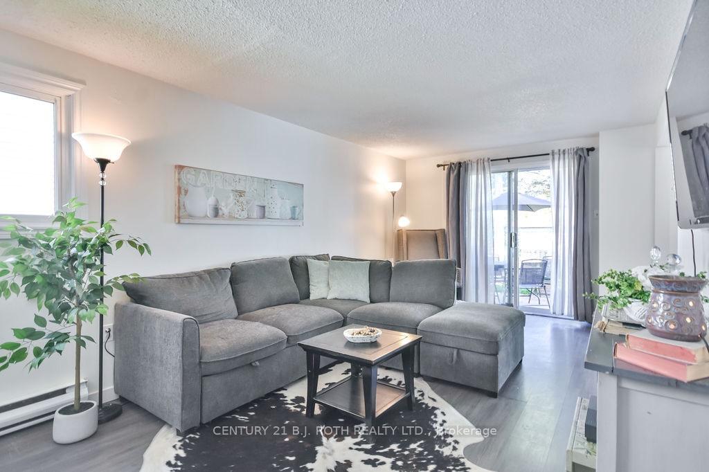 Photo 6 of 60 Corbett Drive, Barrie, Grove East — HOMEH