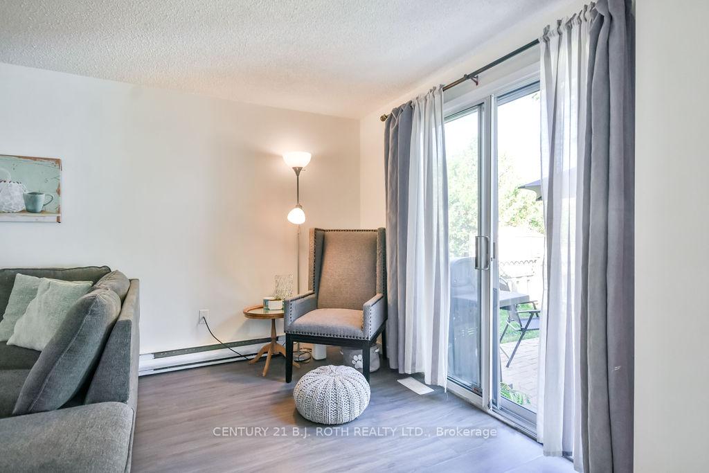Photo 7 of 60 Corbett Drive, Barrie, Grove East — HOMEH