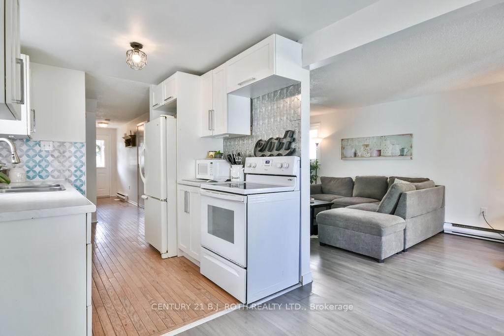 Photo 9 of 60 Corbett Drive, Barrie, Grove East — HOMEH