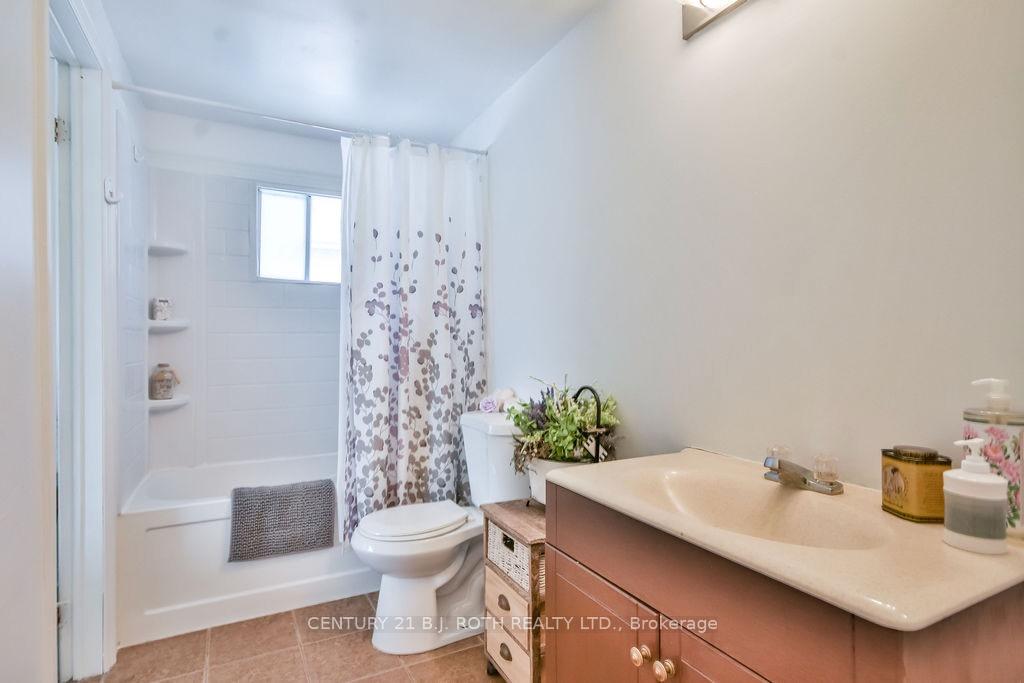 Photo 21 of 60 Corbett Drive, Barrie, Grove East — HOMEH