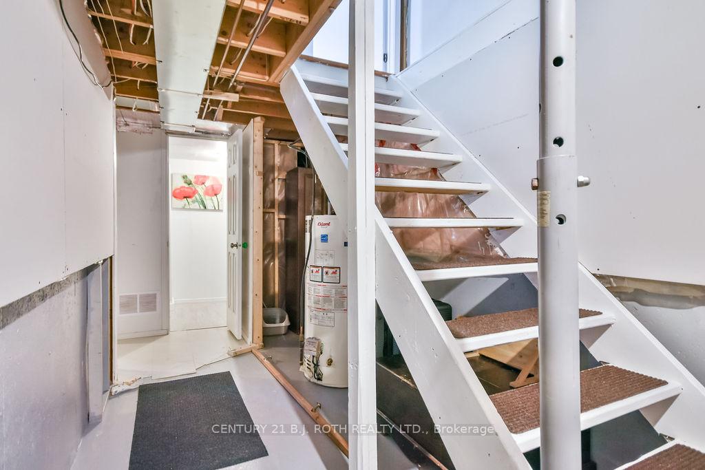 Photo 26 of 60 Corbett Drive, Barrie, Grove East — HOMEH