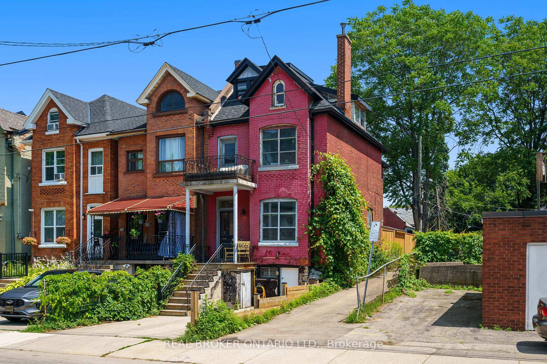Photo 2 of 164 Catharine Street N, Hamilton, Beasley — HOMEH